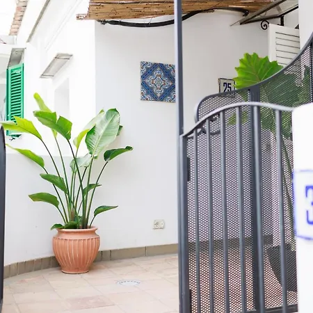 La Pigna Blu فندق مبيت وإفطار