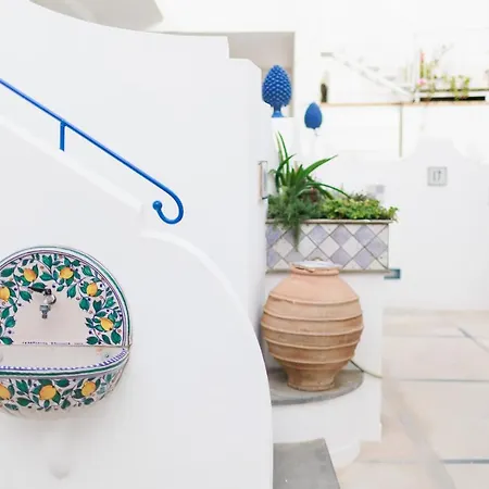 La Pigna Blu 住宿加早餐酒店 3*