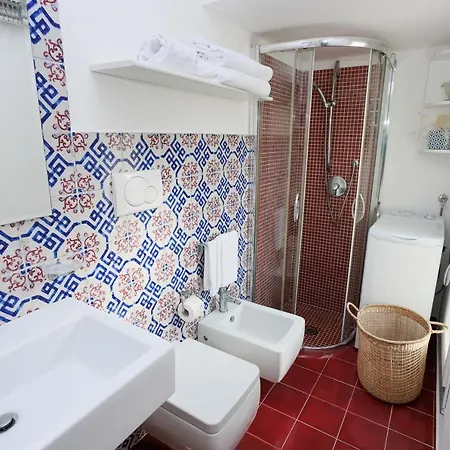 La Pigna Blu 住宿加早餐酒店 阿纳卡普里