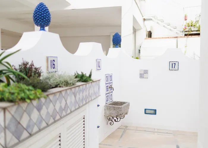 La Pigna Blu Bed & Breakfast